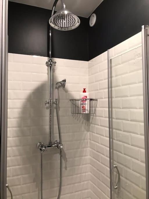 Sejour Detente Au Coeur De Macon Spa,Cine,Bouteille Offerte Zewnętrze zdjęcie