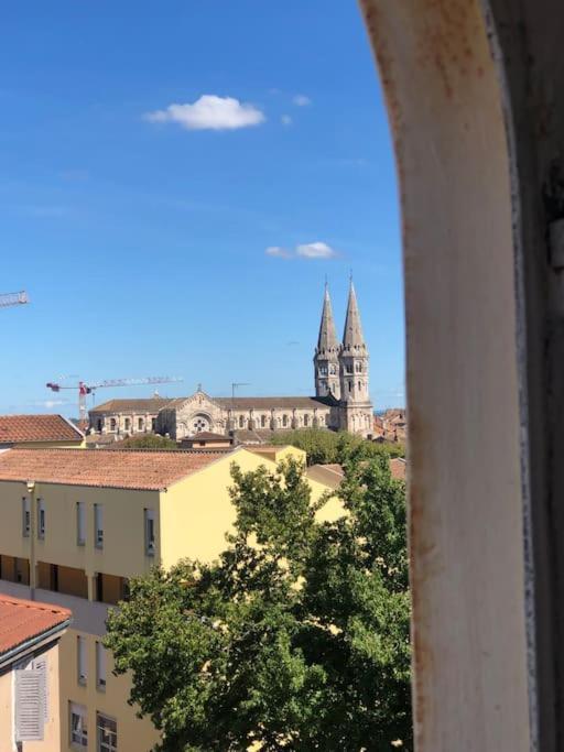 Sejour Detente Au Coeur De Macon Spa,Cine,Bouteille Offerte Zewnętrze zdjęcie